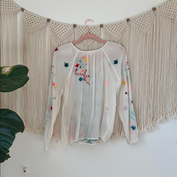 Lovestitch | Embroidered Rainbow Peasant Top πΊ - Picture 4 of 6